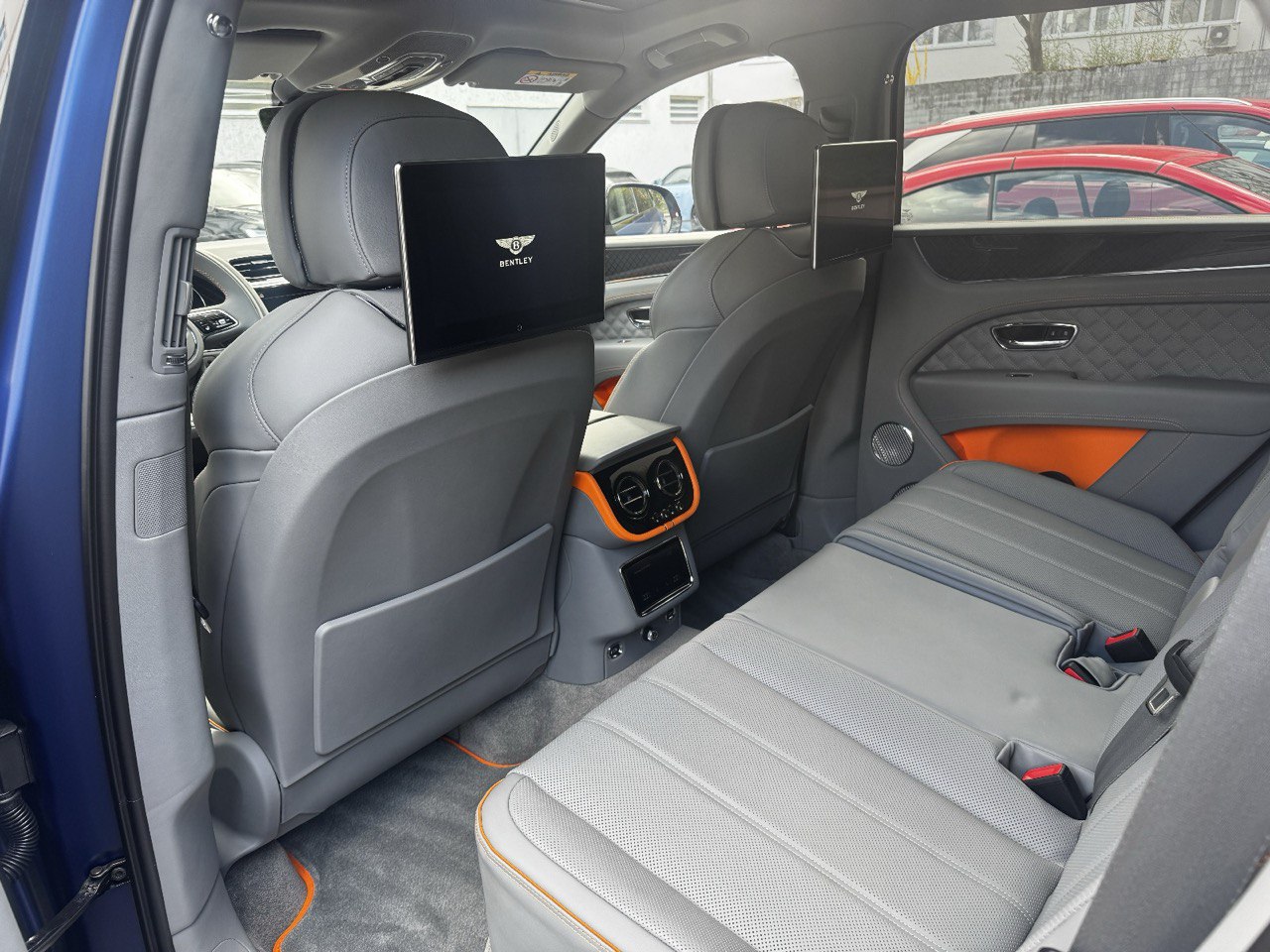 Bentley Bentayga V8 S